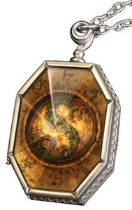 Harry Potter and the Deathly Hallows Horcrux locket
