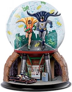 Batman And Robin And The Batcave Snow Globe