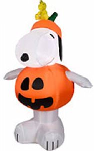 Pumpkin Snoopy Outdoor Inflatable